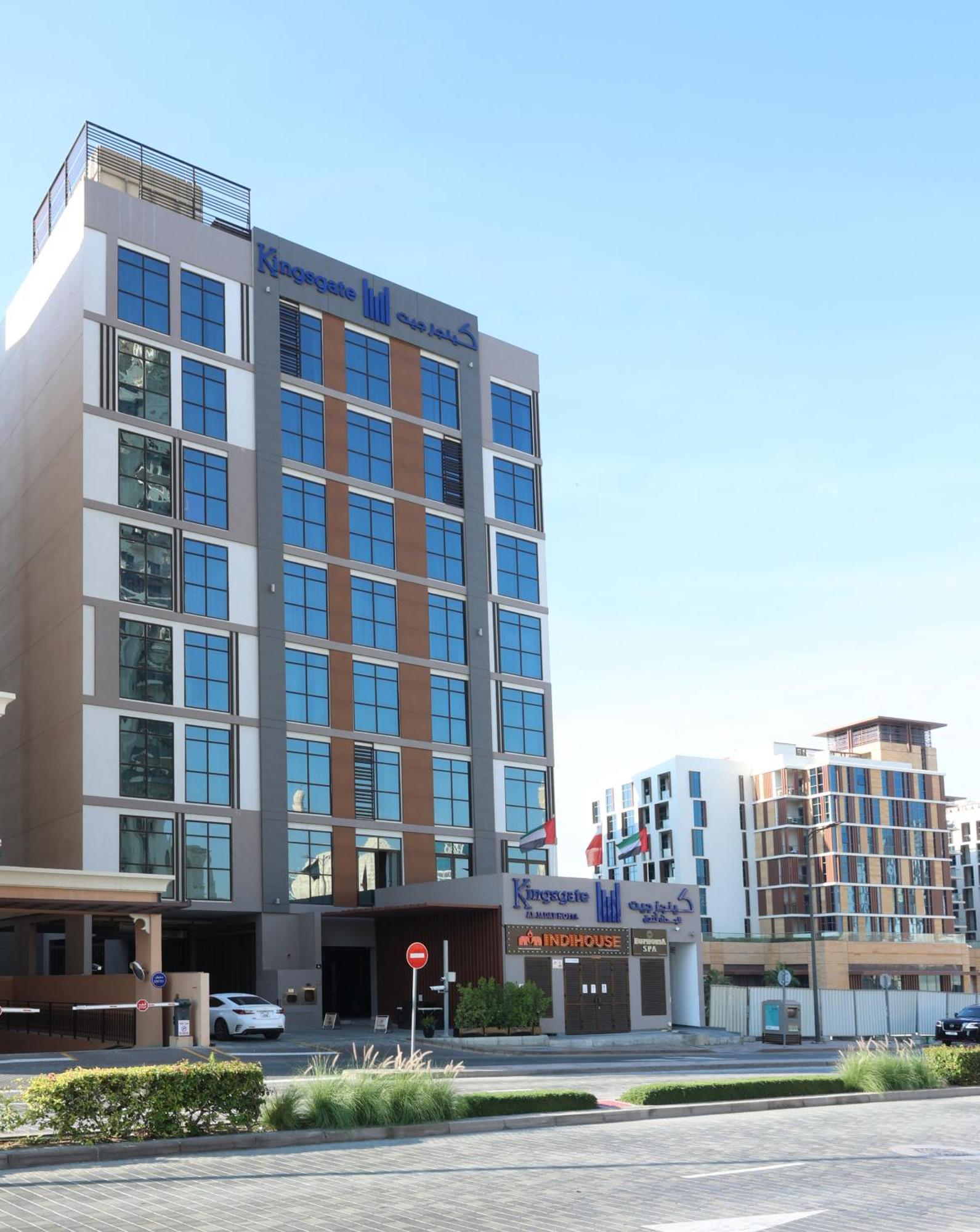 Kingsgate Al Jaddaf Hotel By Millennium Дубай Екстериор снимка